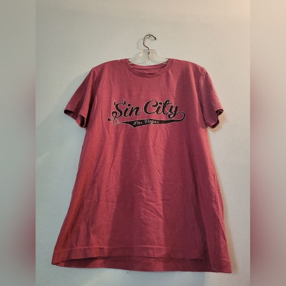 Sin City Las Vegas Graphic T-shirt | Size Medium - Picture 6 of 8